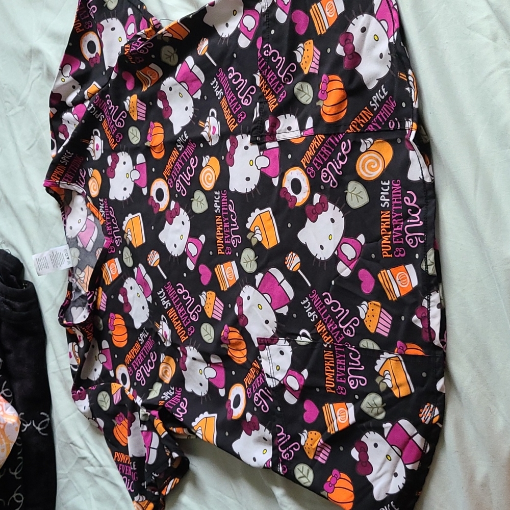 Scrub top lot